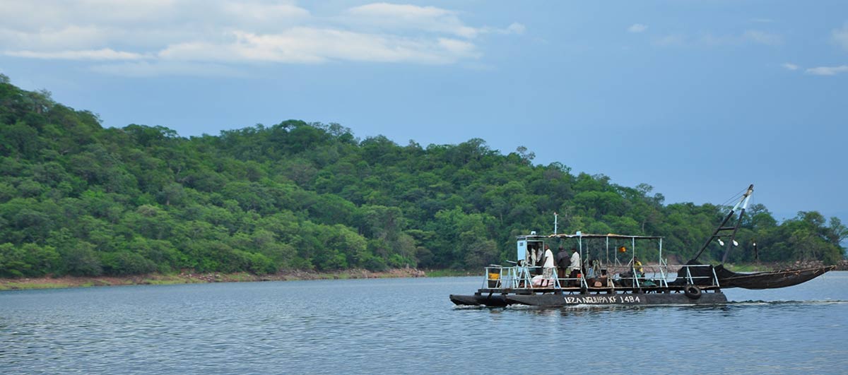 VOYAGE LUXE AFRIQUE SAFARI BOTSWANA CHUTES VICTORIA LE CAP