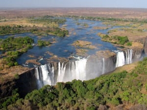 Vue aerienne Chutes Victoria Zimbabwe Zambie vol helicoptere