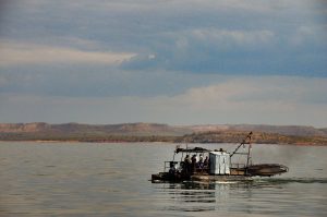 LAC KARIBA