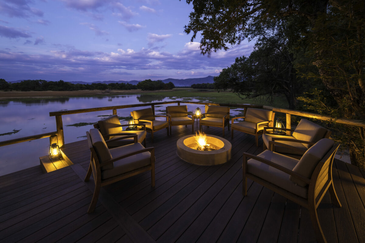 chindeni-south-luangwa-zambia-deck-fire-zazu-voyage